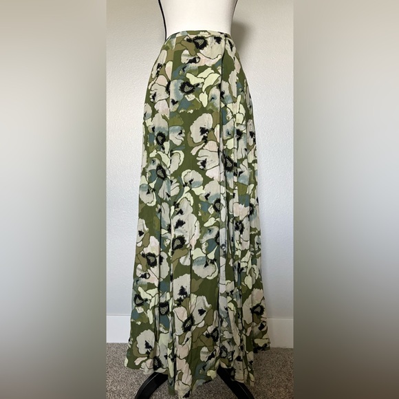 Free People Dresses & Skirts - Free People Olive Green Floral A-Line Maxi Skirt with Cream Blooms